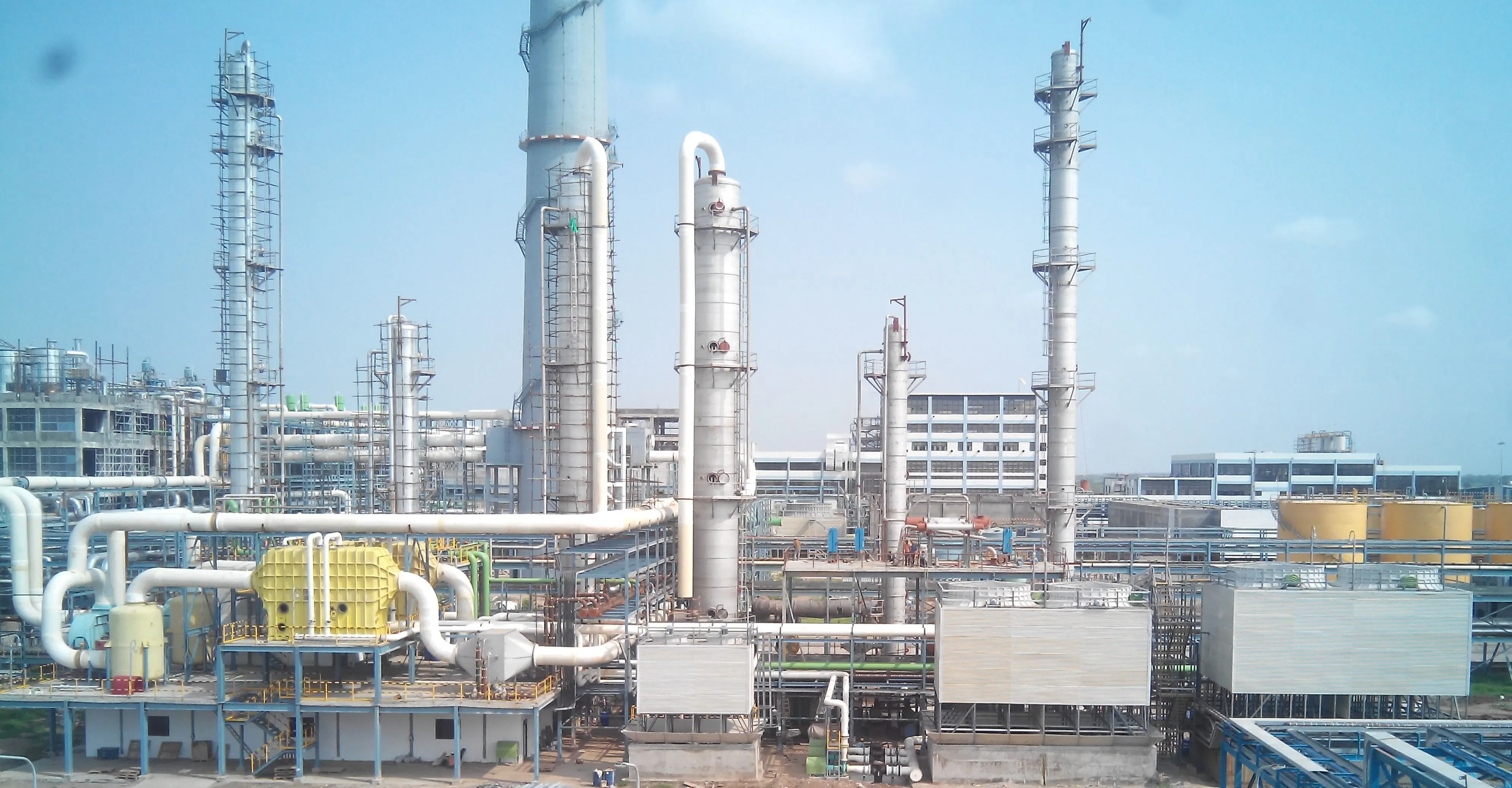 Carbon Disulphide (CS₂) recovery plant from viscose staple fibre plant exhaust gas stream.