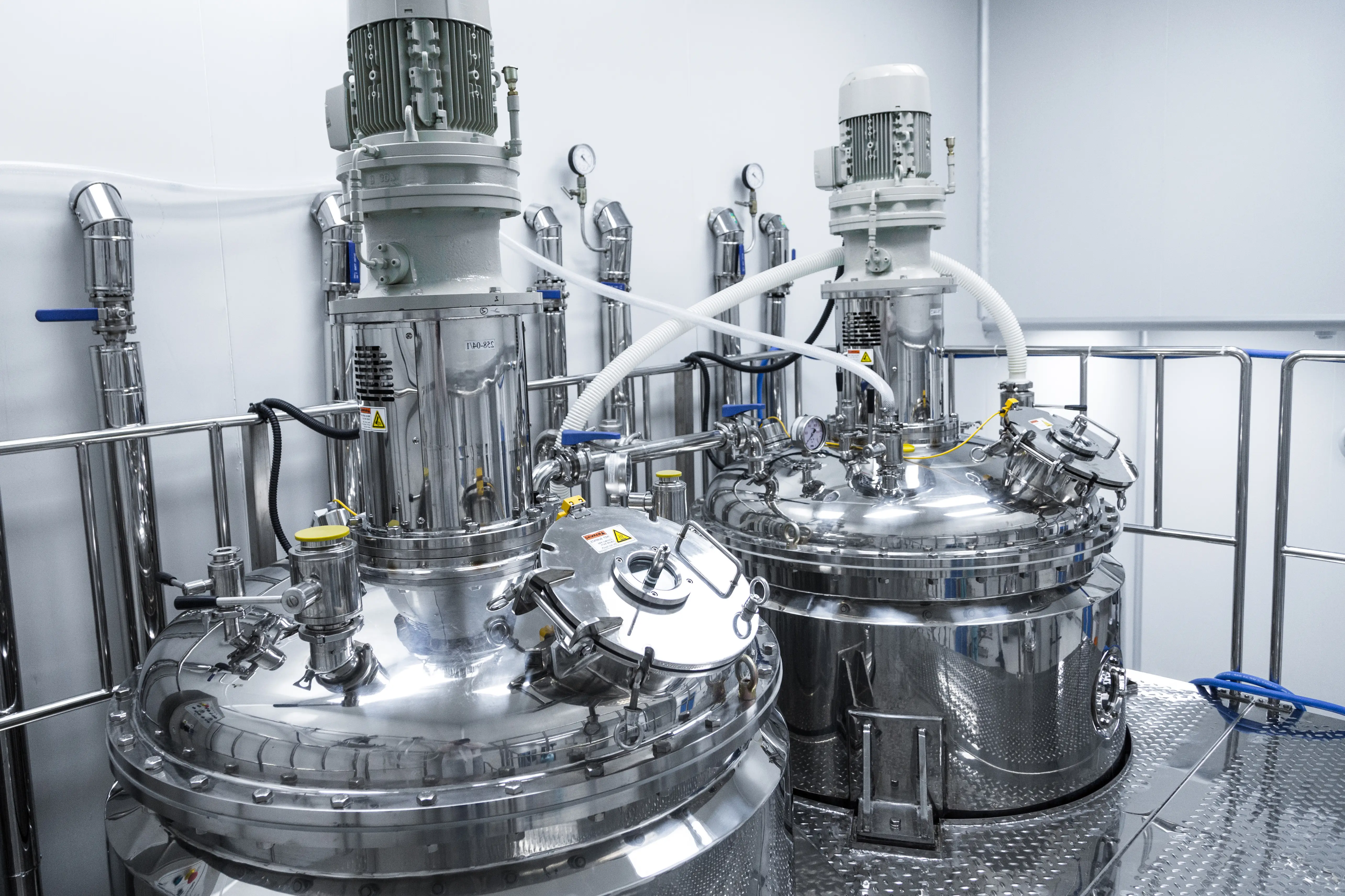 Advanced evaporation equipment in an industrial process plant
